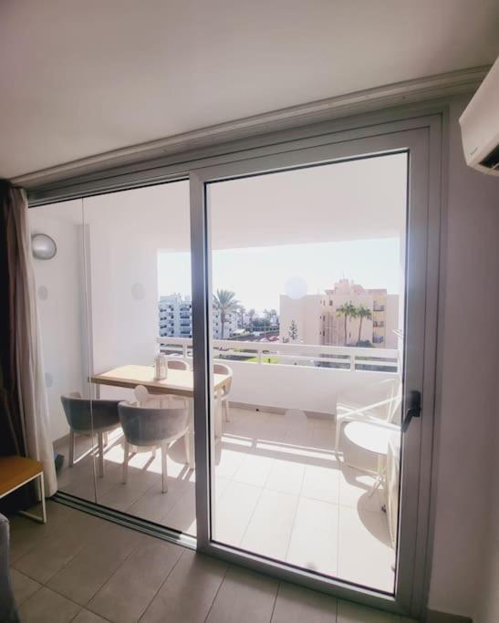 Sea Views Playa Del Ingles Beach Lovers 2 Apartment ซานบาร์โตโลเม ภายนอก รูปภาพ