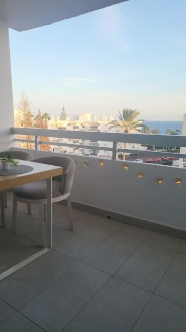 Sea Views Playa Del Ingles Beach Lovers 2 Apartment ซานบาร์โตโลเม ภายนอก รูปภาพ