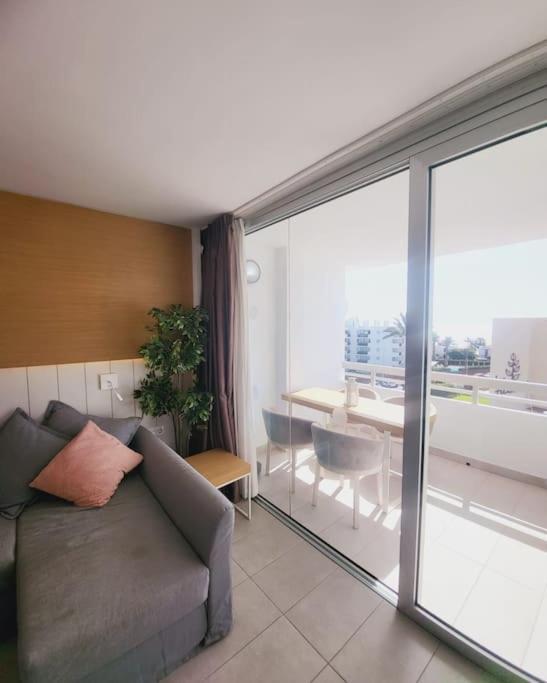 Sea Views Playa Del Ingles Beach Lovers 2 Apartment ซานบาร์โตโลเม ภายนอก รูปภาพ