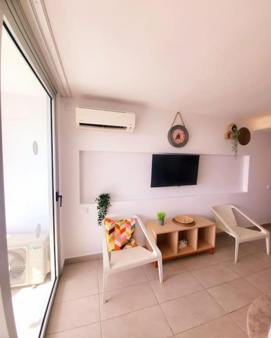 Sea Views Playa Del Ingles Beach Lovers 2 Apartment ซานบาร์โตโลเม ภายนอก รูปภาพ